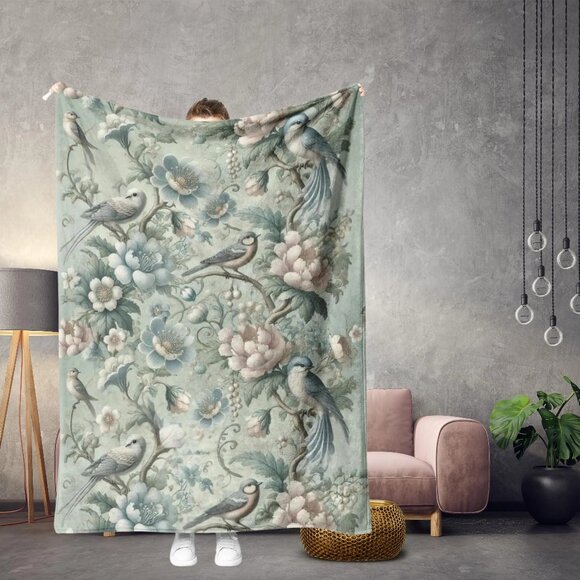 Asian Inspired Throw Blanket, Vintage Floral Soft Fleece, Chinoiserie, NWOT - Picture 1 of 4